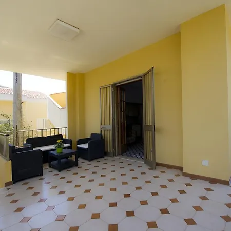 Fiori Gialli Caucana Bed & Breakfast Santa Croce Camerina
