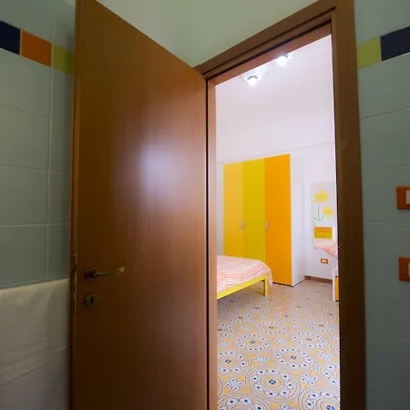 ベッド・アンド・ブレックファスト Fiori Gialli Caucana サンタ・クローチェ・カメリーナ