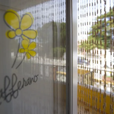Fiori Gialli Caucana Frühstückspension