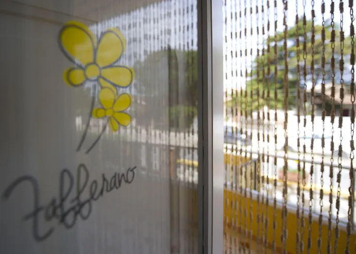 Bed & Breakfast Fiori Gialli Caucana 3*